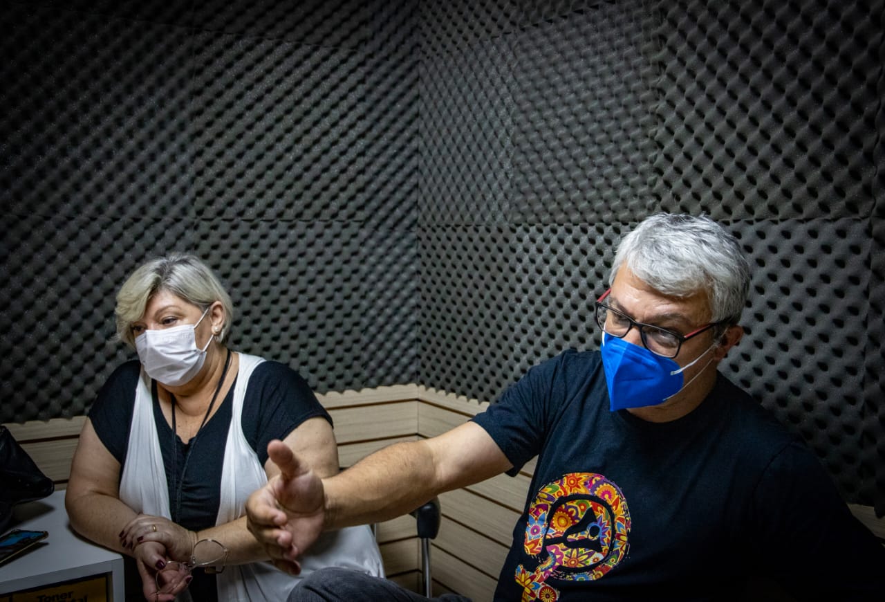 Diretoria do CPERS visita a Rádio Taquara e apresenta pauta da "Caravana da Verdade"
