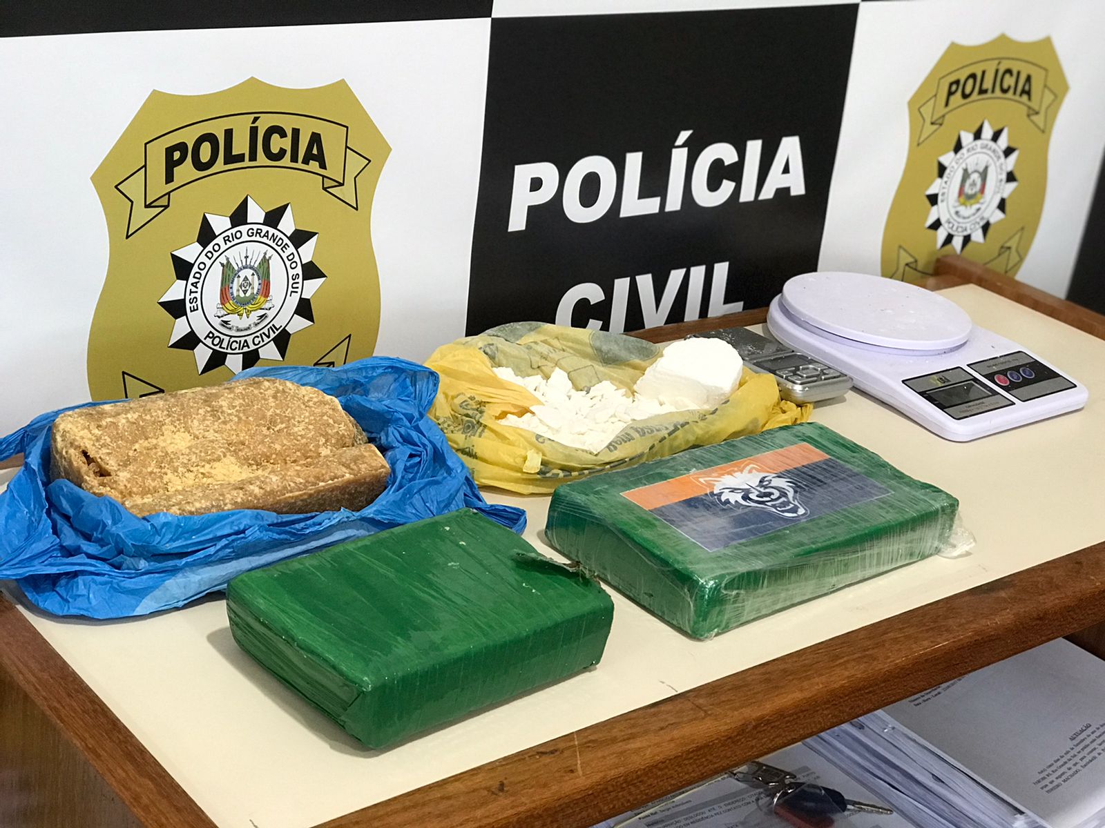 Polícia Civil de Parobé realiza apreensão de mais de dois quilos de entorpecentes