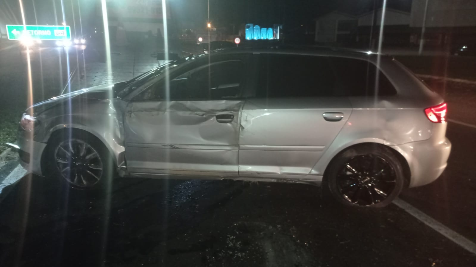 Veículos colidem e um deles capota na ERS-239 em Taquara