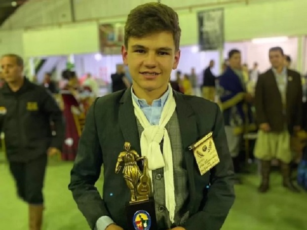 Jovem de Parobé é eleito o 1º Piá do Rio Grande do Sul