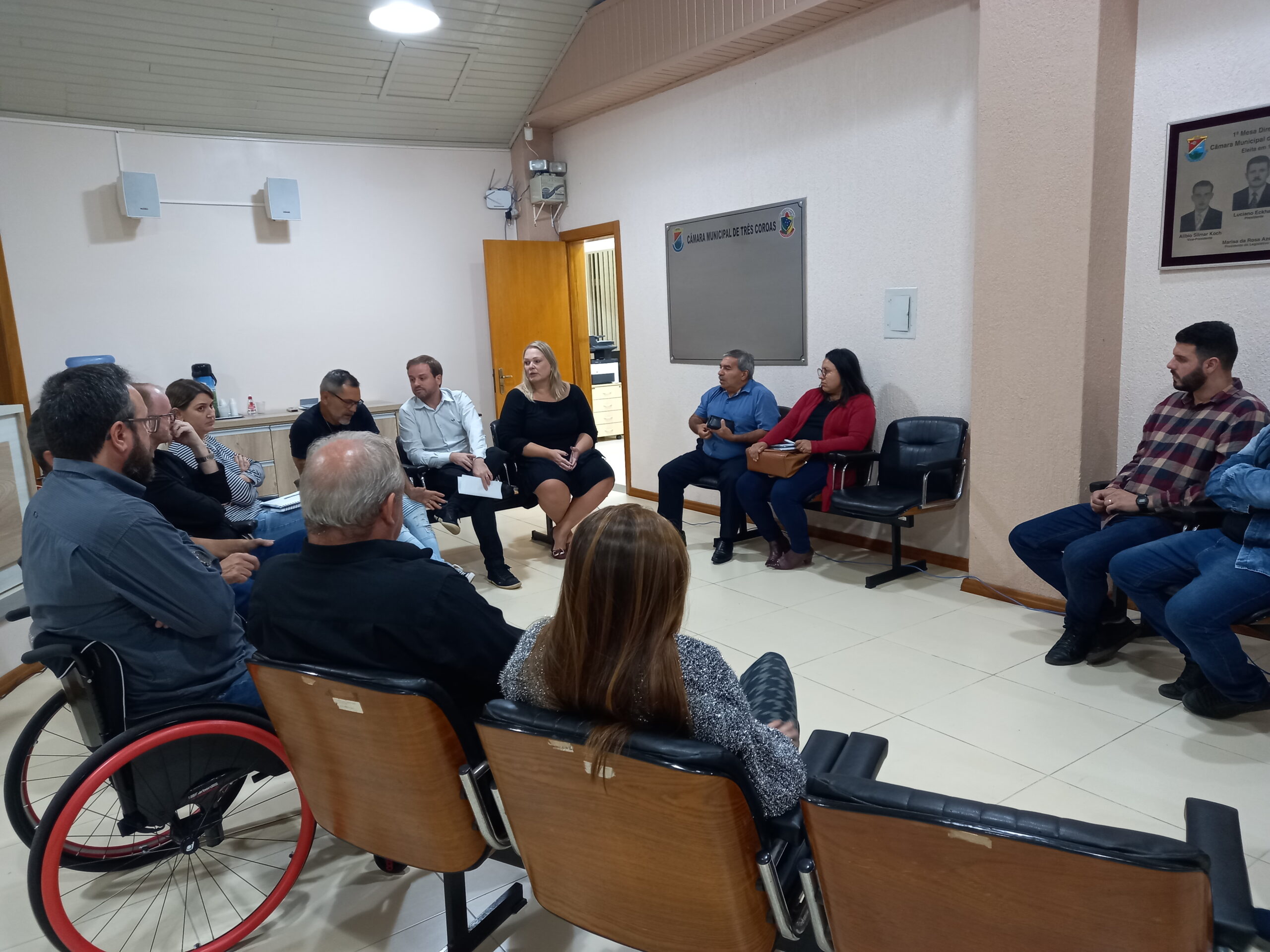 Executivo e Legislativo buscam solução para falta de médicos nos postos de saúde de Três Coroas