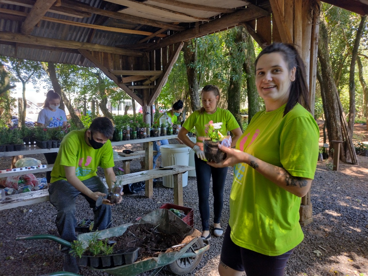 Famílias atendidas pelo PIM Rolante participam de projeto que visa estimular a consciência ambiental
