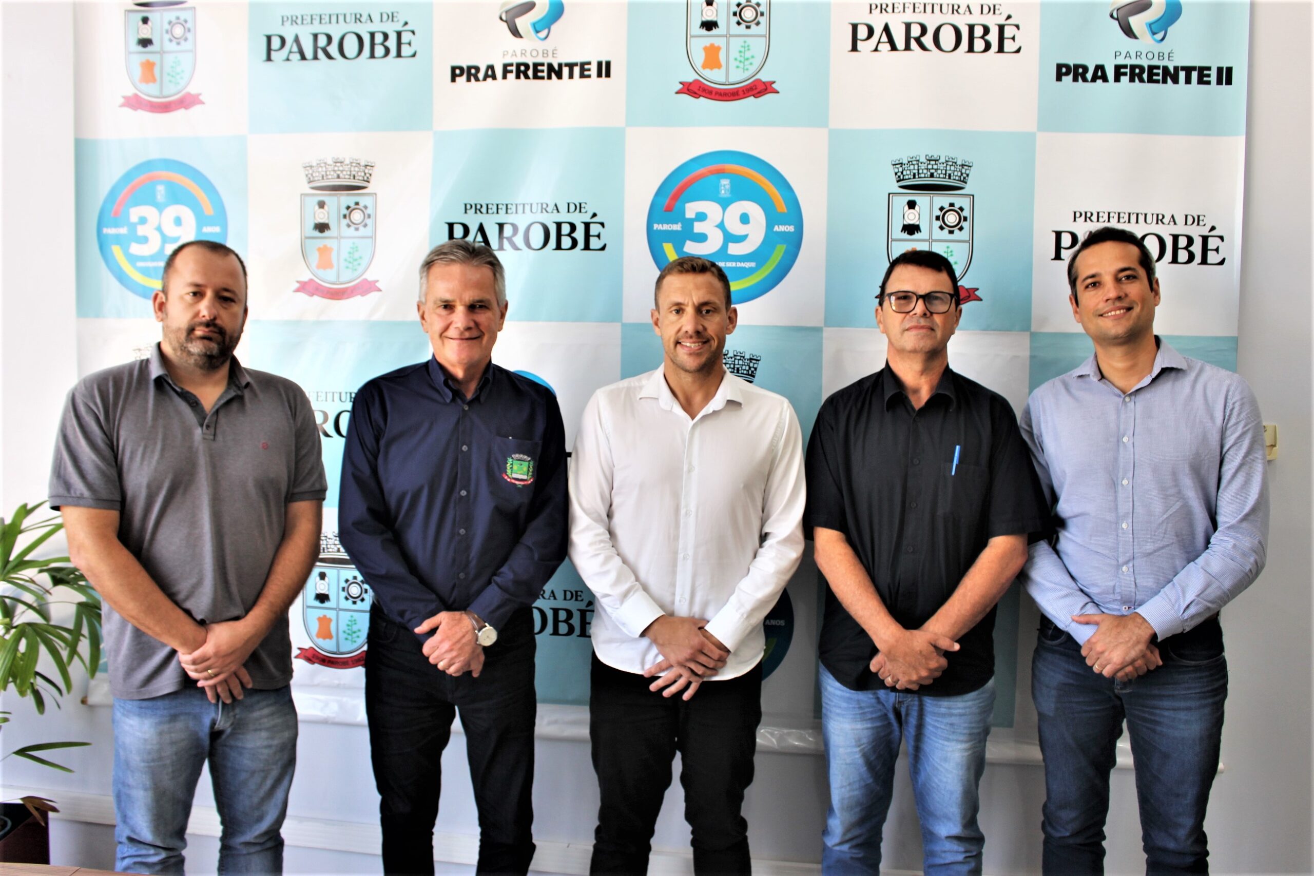 Prefeito de São Sebastião do Caí e vereadores conhecem programa Tarifa Zero de Parobé