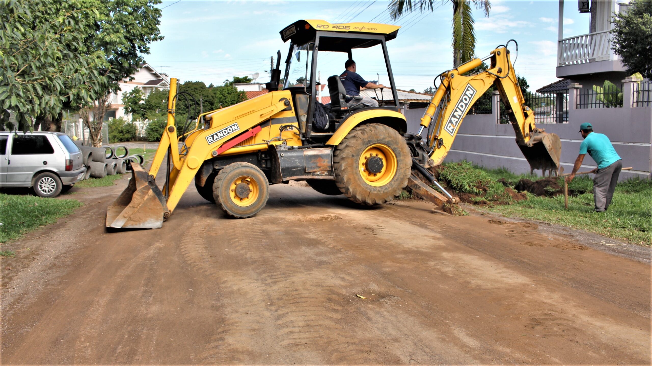 Prefeitura de Parobé inicia pavimentação da Rua Pompeu Pires