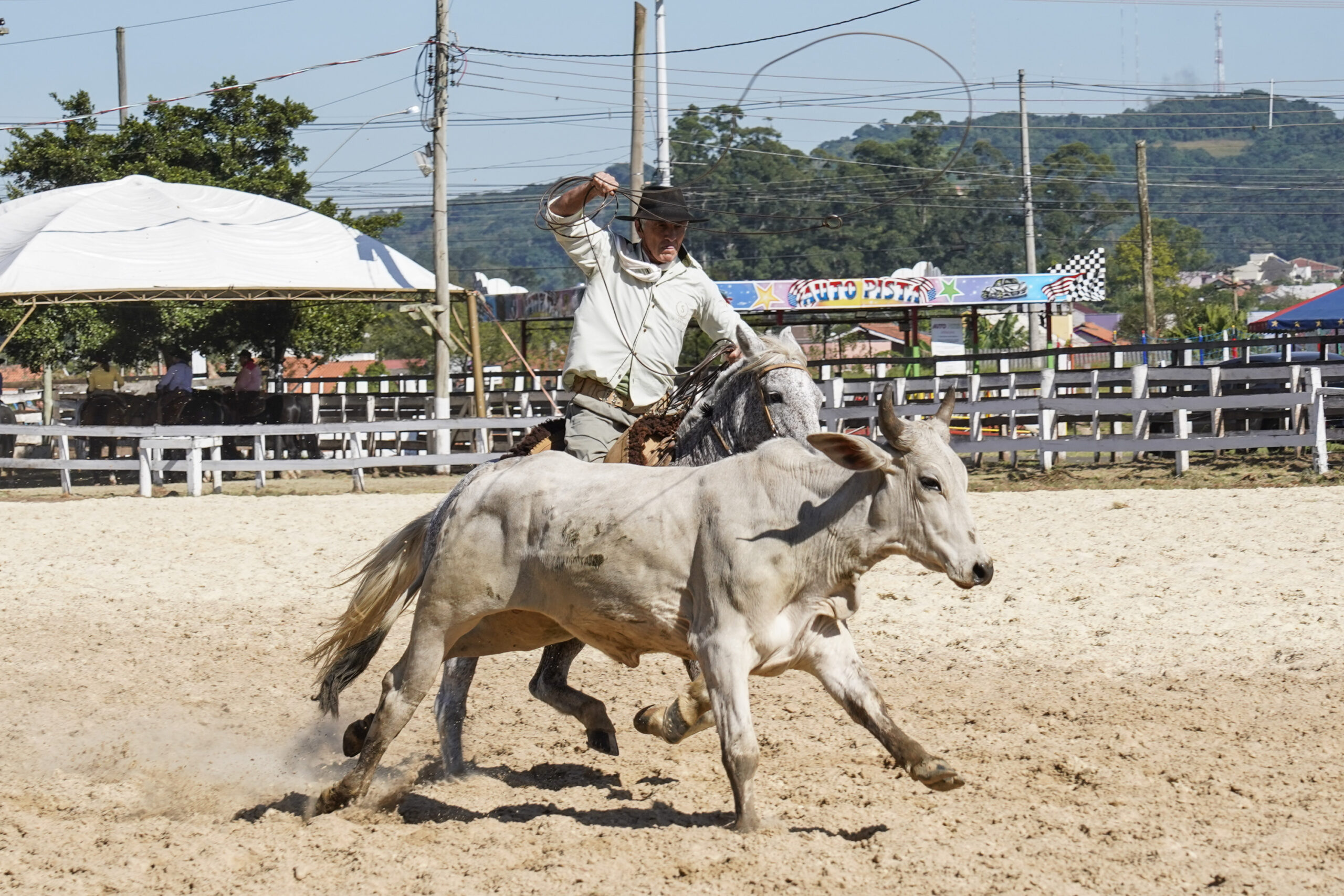 Começam as competições campeiras do 1º Taquara Campo