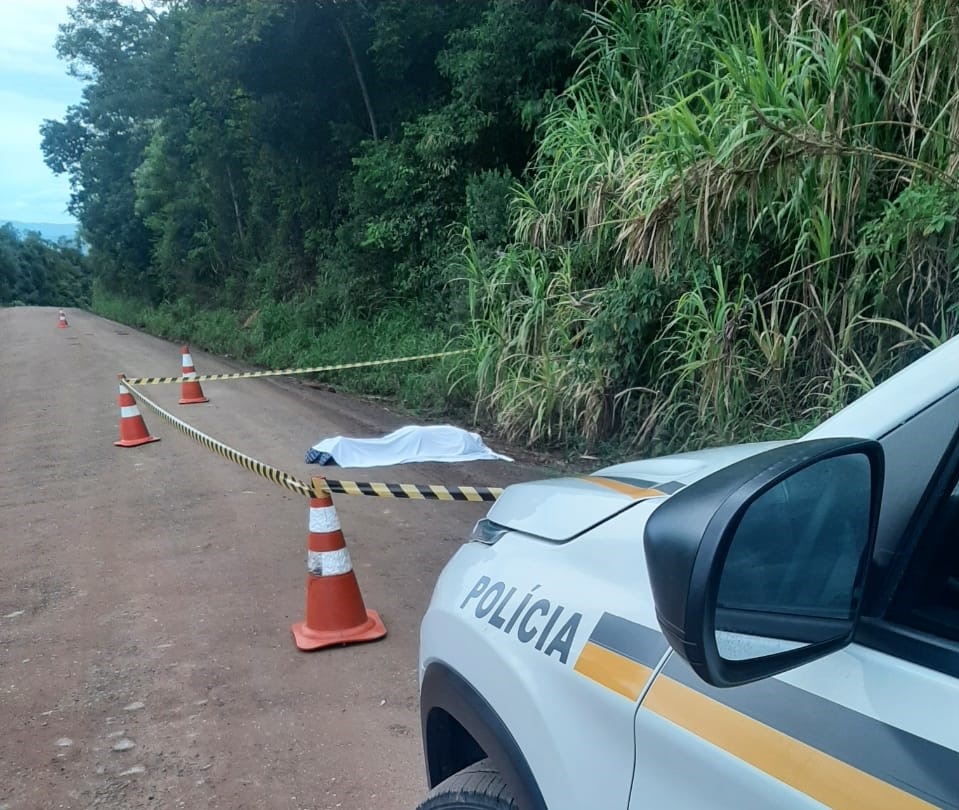 Corpo com marcas de tiro é localizado no interior de Igrejinha