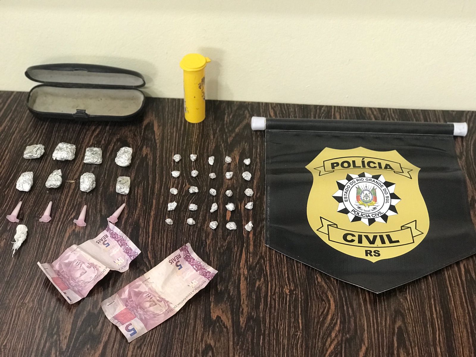 Mulher é presa por tráfico de drogas em Parobé