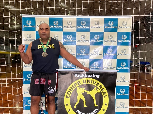 Parobeense torna-se bicampeão gaúcho de Kickboxing e conquista vaga para o Campeonato Brasileiro 2022