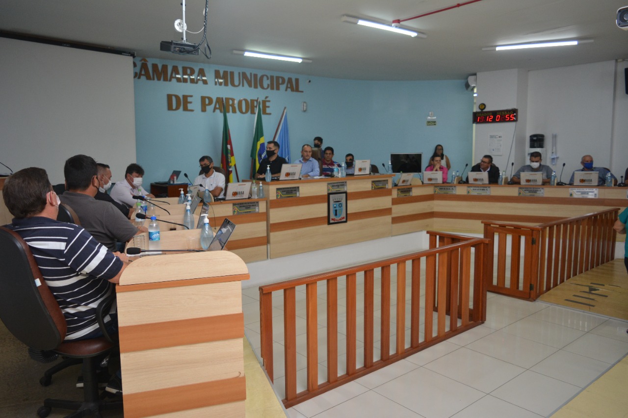 Vereadores aprovam reajuste para estagiários e aumento no repasse ao hospital de Parobé