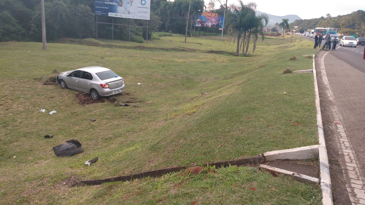 Colisão deixa cinco pessoas feridas na ERS-115 em Igrejinha