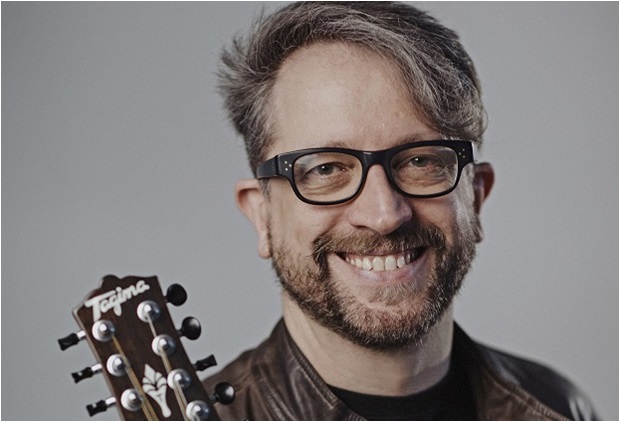 Thedy Corrêa será uma das atrações desta quinta-feira (19) na abertura oficial da Feira Literária de Taquara