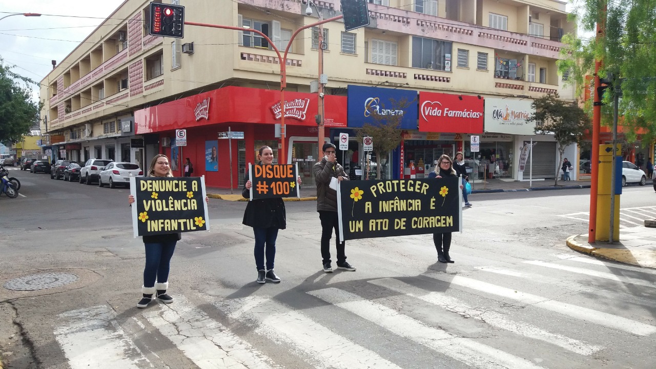 Taquara promove ações em escolas e nas ruas contra o abuso sexual de crianças e adolescentes