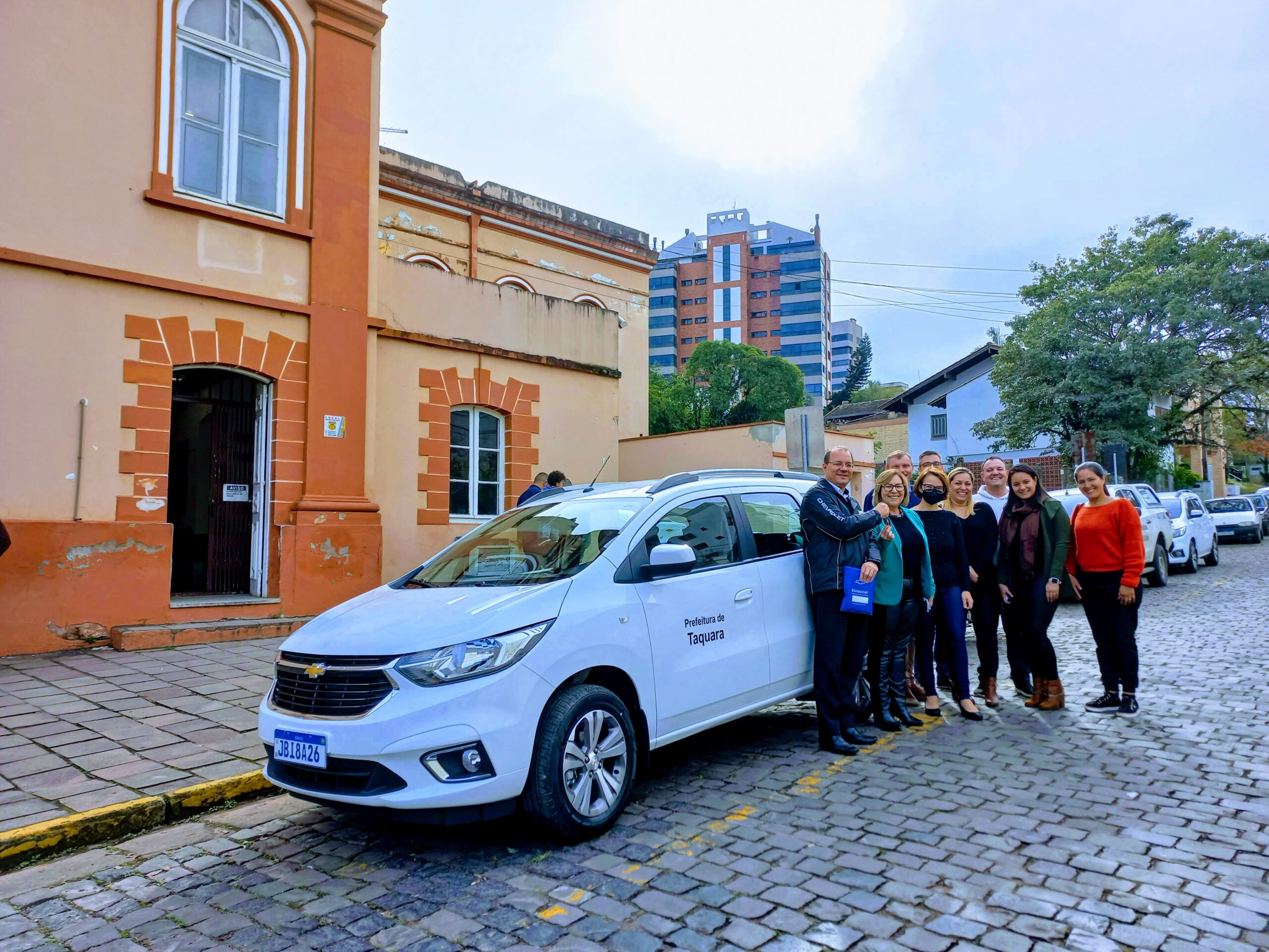 Secretaria de Saúde de Taquara adquire novo veículo para o transporte de pacientes