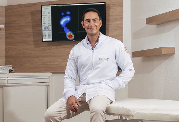 Dr. Christofer Rocha: fisioterapeuta de Taquara que foi pioneiro na técnica da Posturologia no Rio Grande do Sul