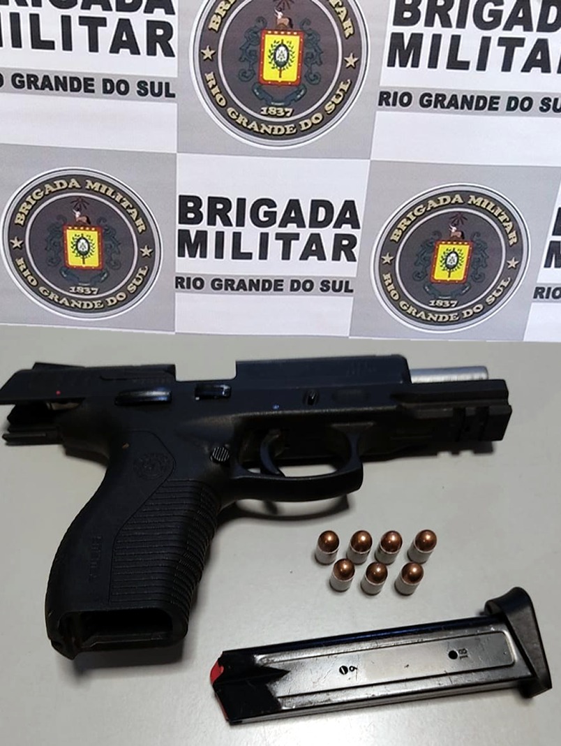 Brigada Militar de Igrejinha prende homem por porte ilegal de arma de fogo
