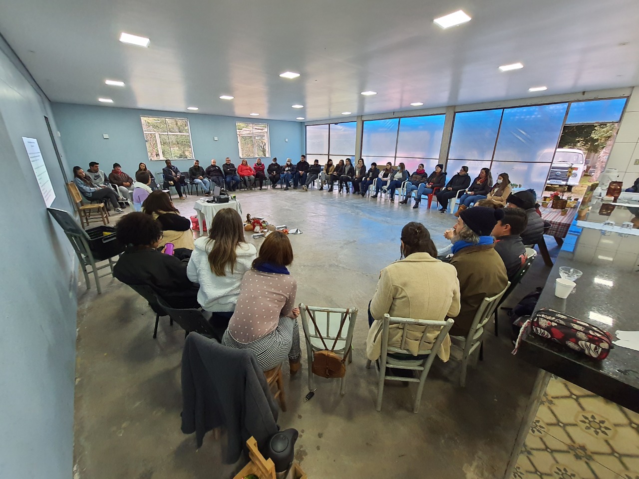 Educação inclusiva é tema de capacitação promovida pelo Lar Padilha em Taquara