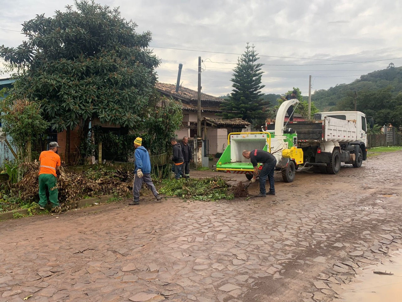 Recolhimento de podas já começou em Taquara