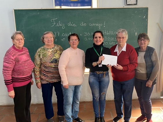 OASE e ACERVAI entregam recursos no valor de R$ 20 mil ao Hospital Bom Pastor de Igrejinha