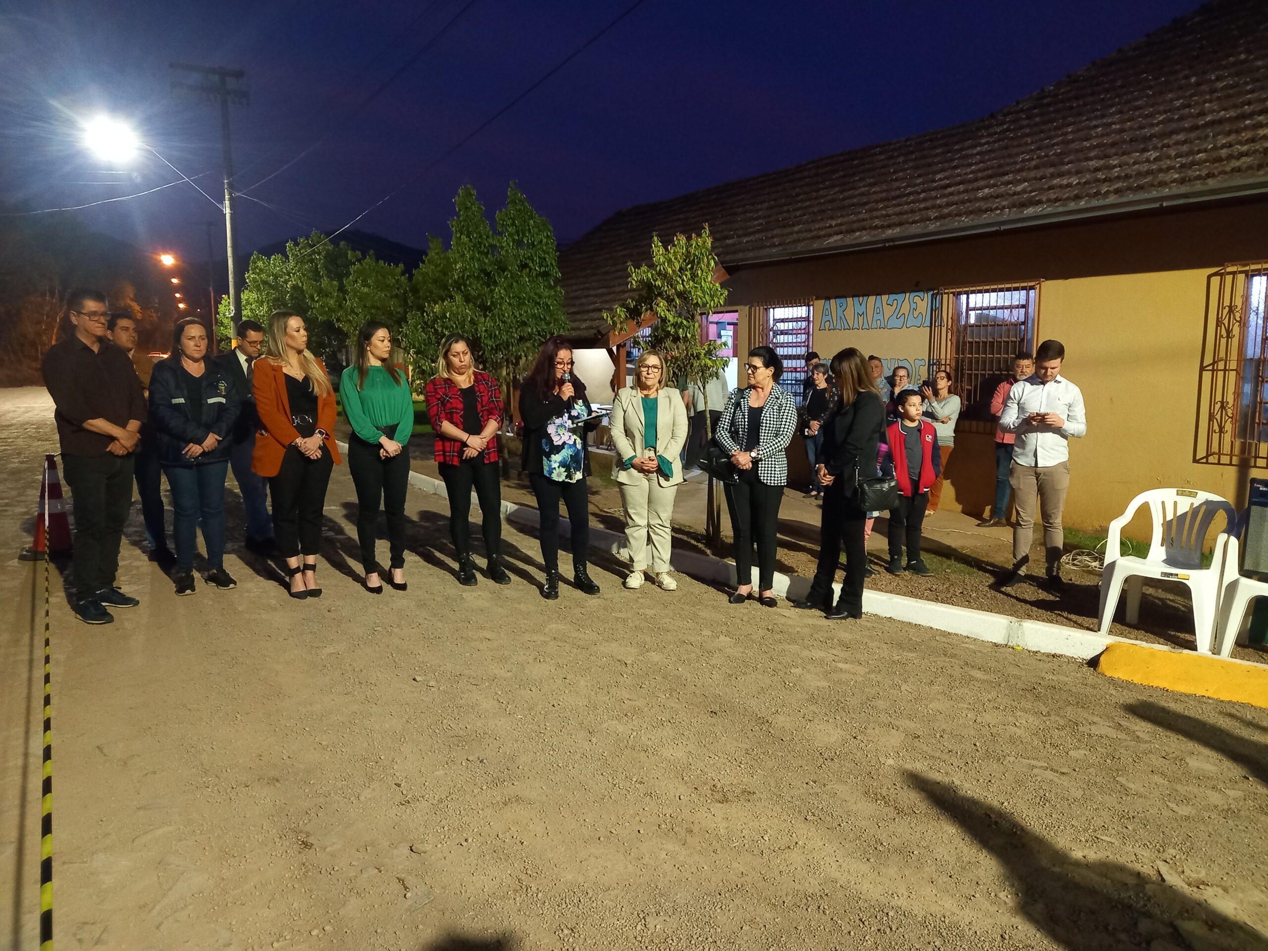 Prefeitura de Taquara entrega pavimentação e iluminação de LED no interior