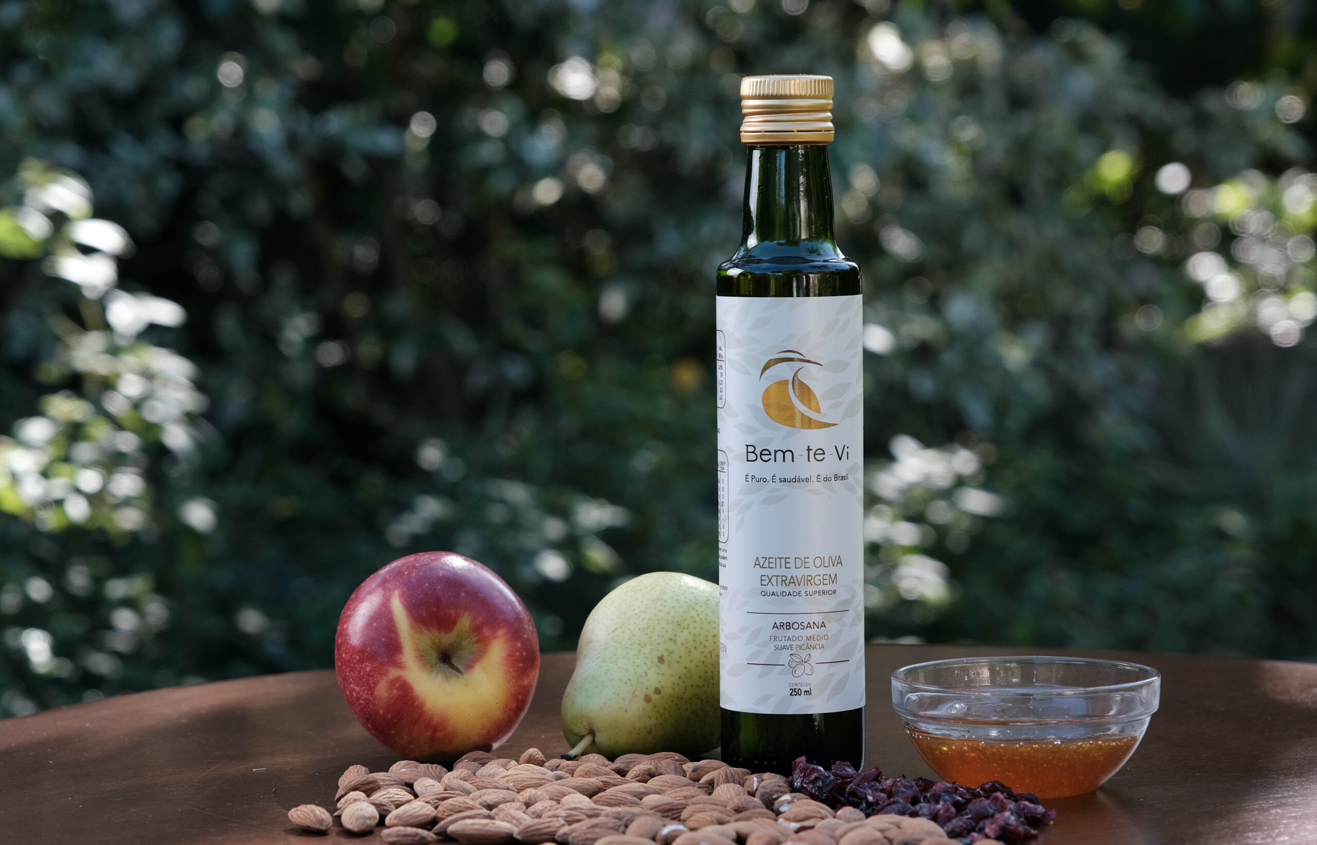 Azeite de oliva produzido por casal taquarense é premiado em um dos principais concursos internacionais em Israel