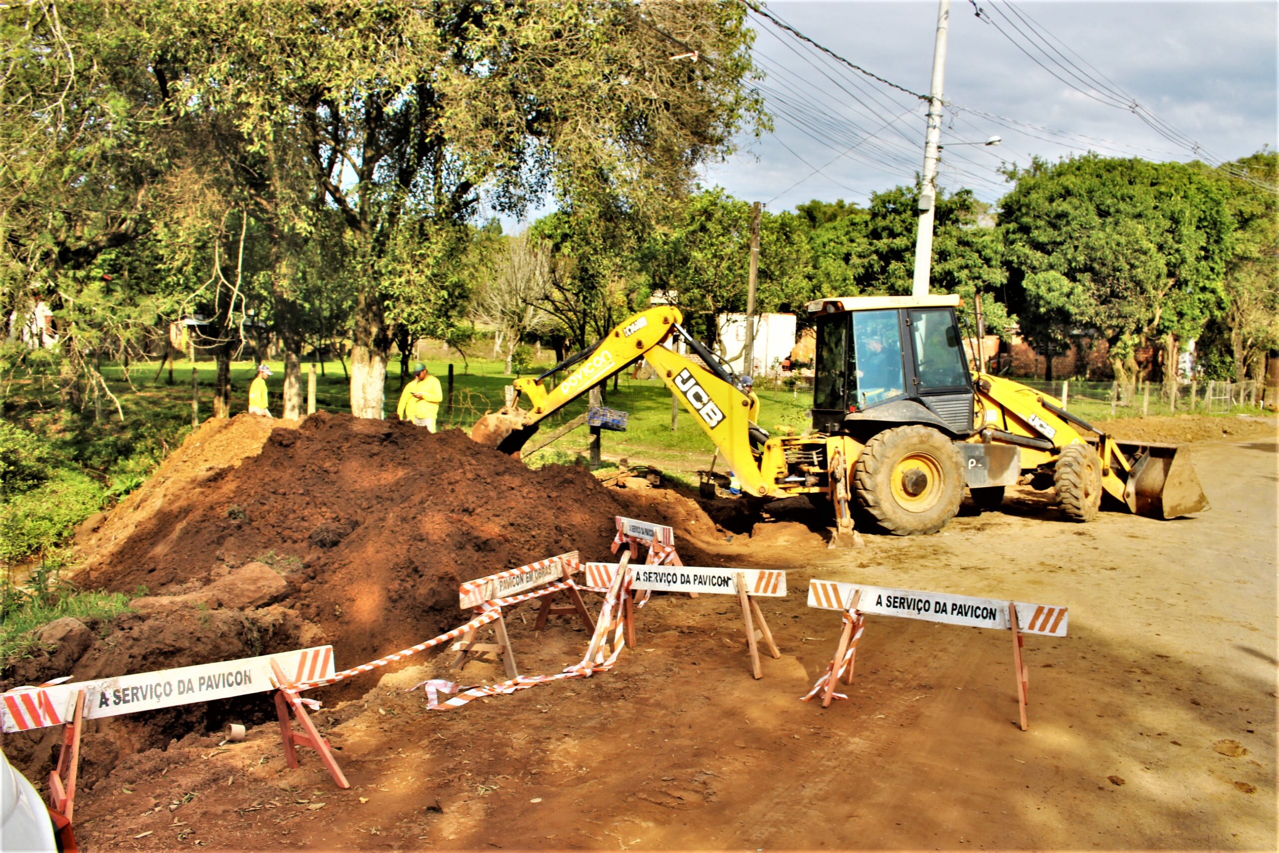 Obras de pavimentação da Estrada Areia Branca seguem avançando em Parobé