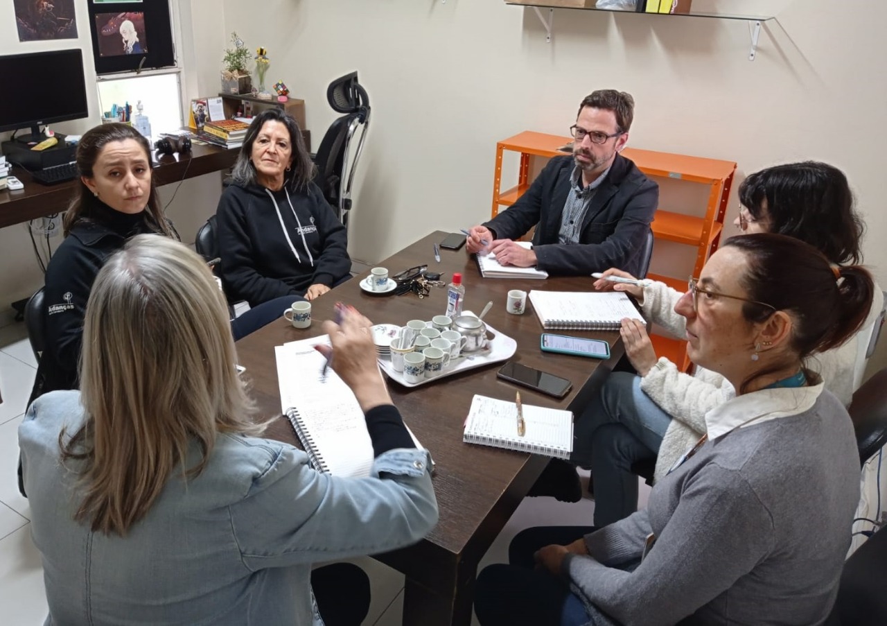 Diretoria de Cultura de Taquara inicia planejamento para a realização de festival de dança regional