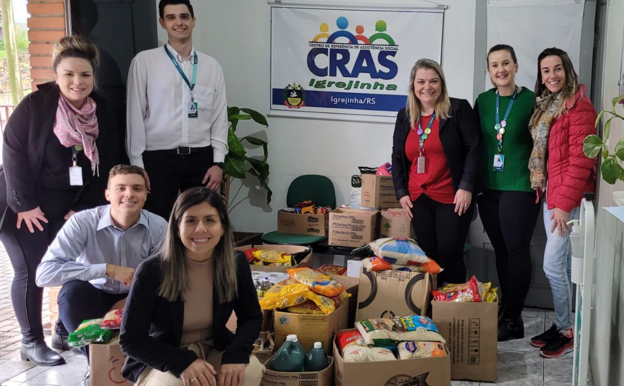 Centro de Referência e Assistência Social de Igrejinha recebe doações de alimentos e agasalhos