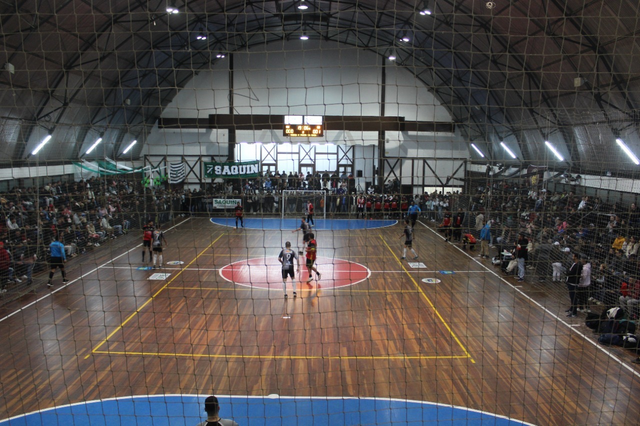 Campeonato Municipal de Futsal de Igrejinha reúne a participação de 27 equipes e mais de 300 atletas inscritos