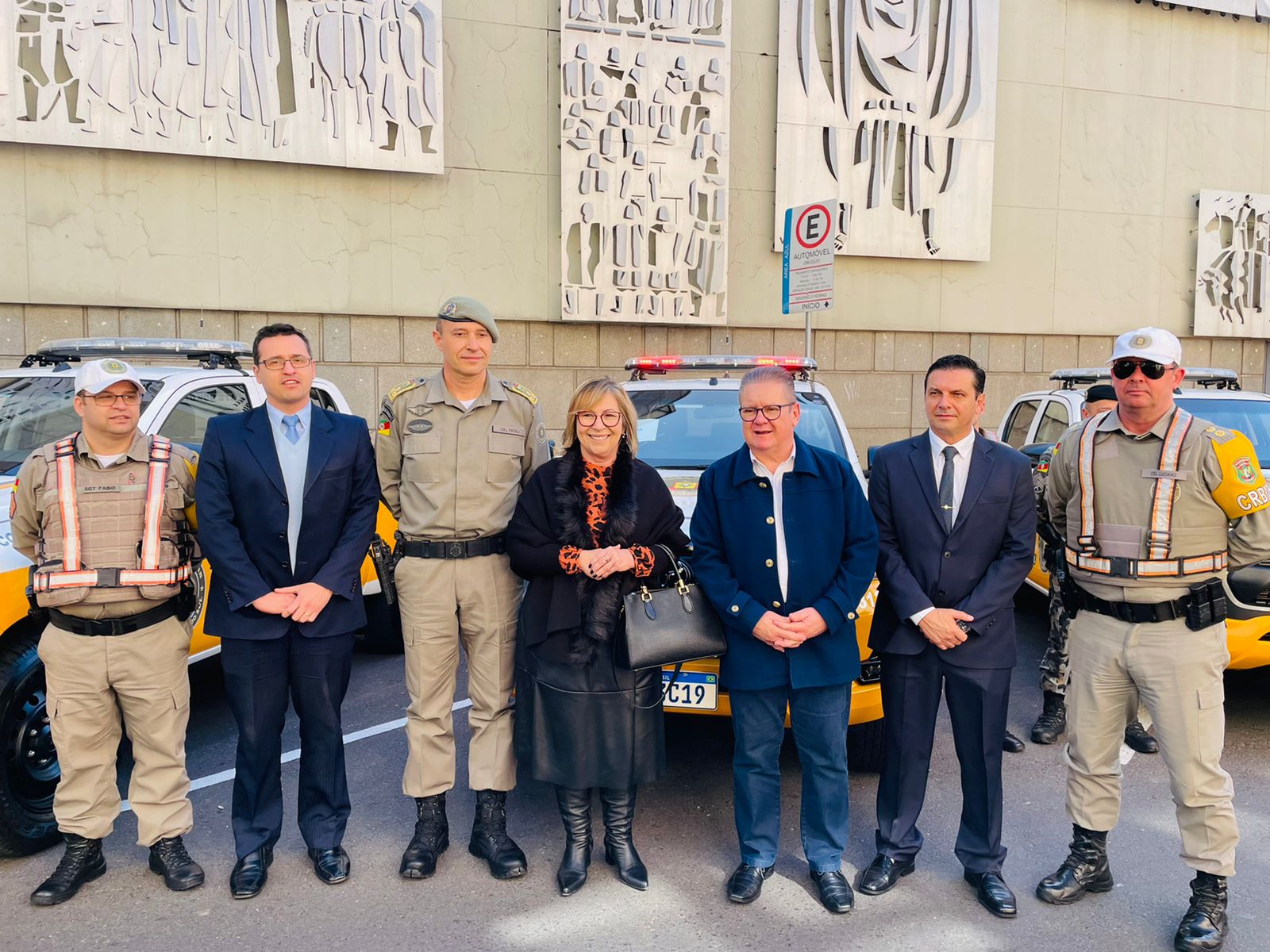 Comando Rodoviário da Brigada Militar de Taquara recebe viatura a diesel semi blindada