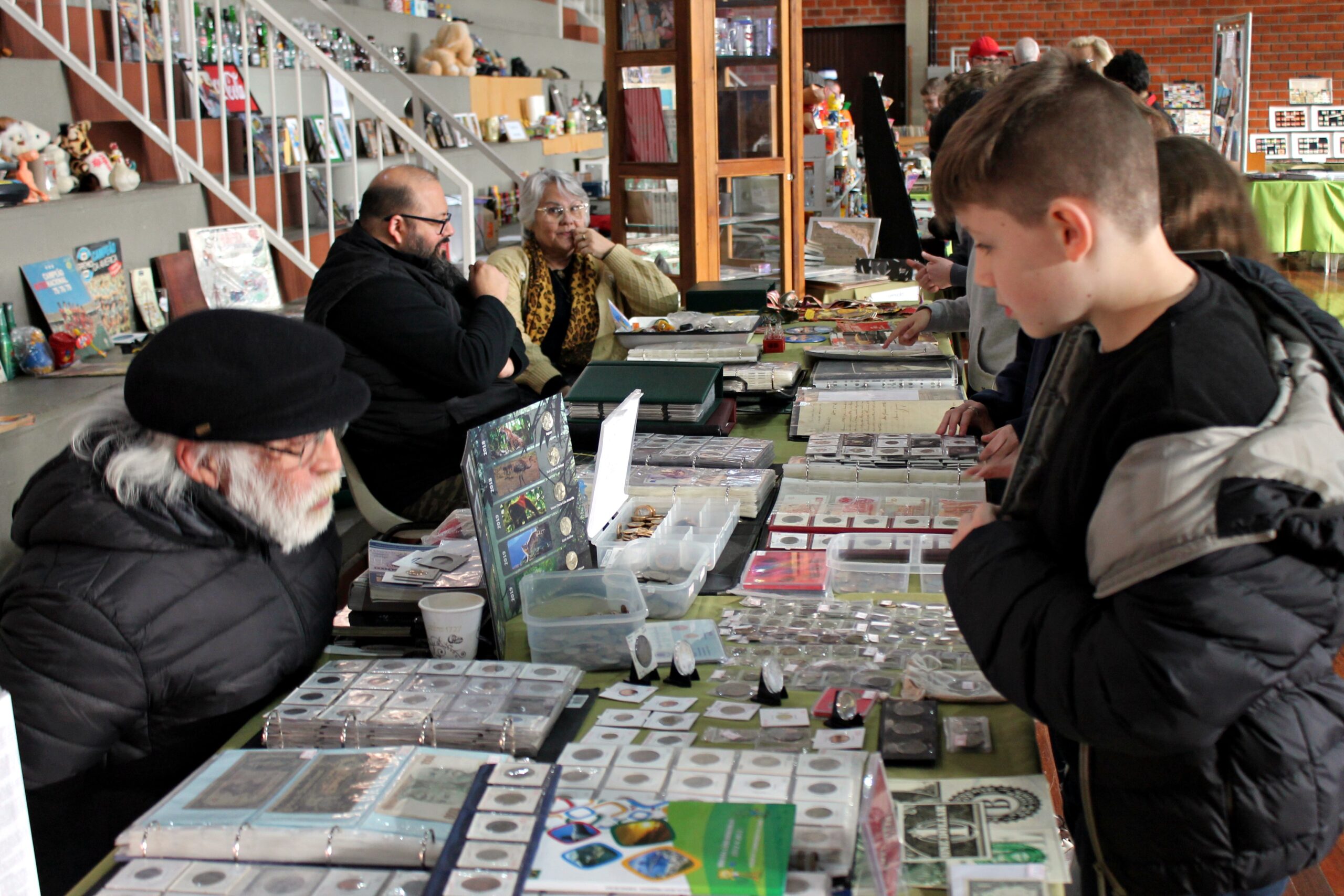 Participantes do 15º Encontro Nacional de Filatelia, Numismática e Colecionismo de Taquara celebram interesse das novas gerações