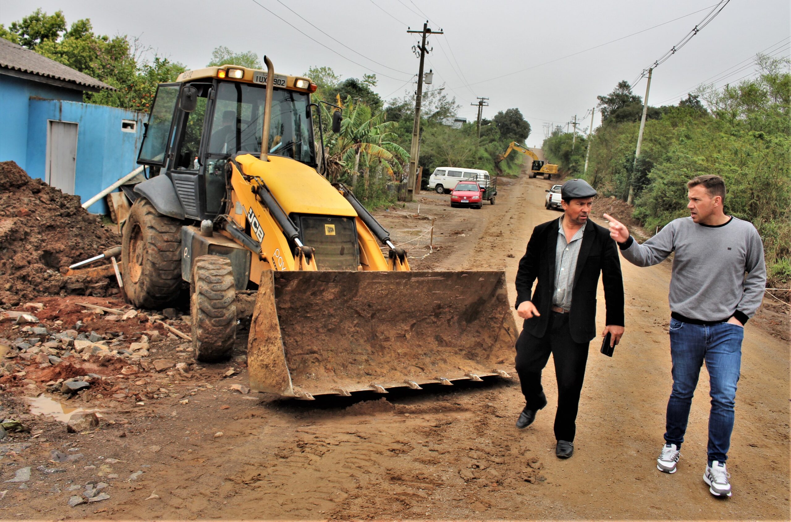 Obras de pavimentação da Estrada Areia Branca seguem acontecendo em Parobé