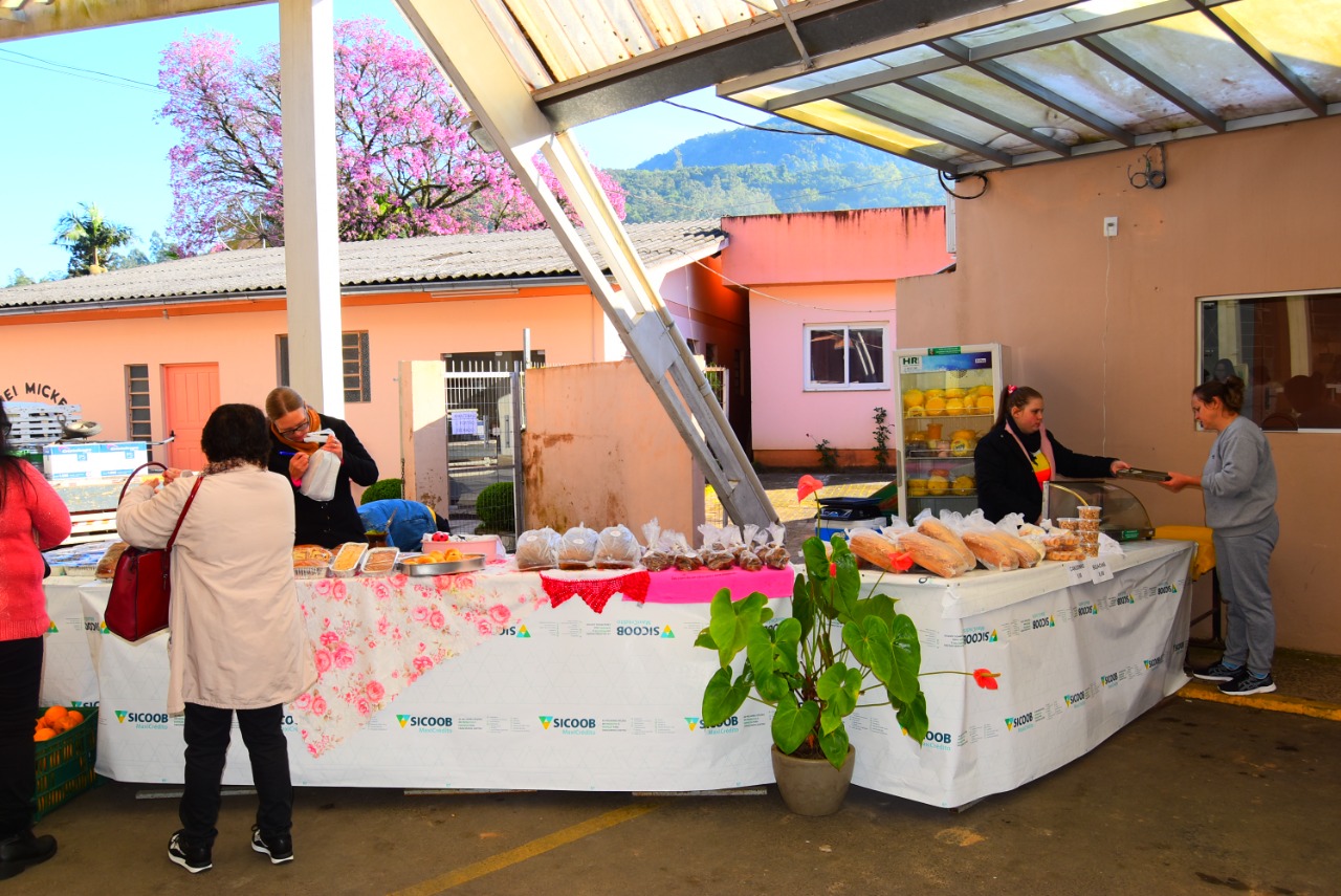 Riozinho realiza primeira edição da Feira da Agricultura Familiar e desfile de agricultores