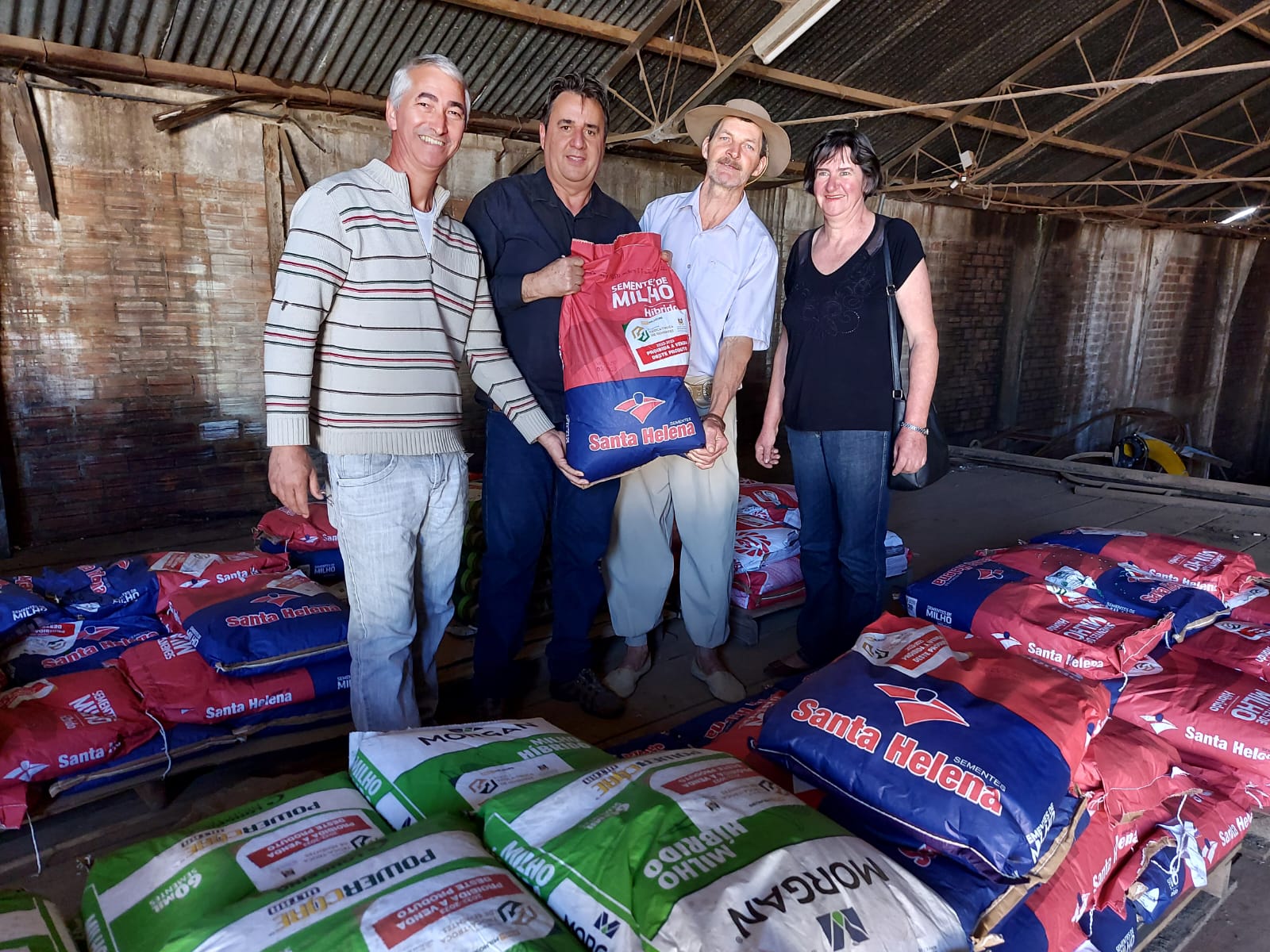 Secretaria da Agricultura de Rolante realiza entregas do programa Troca-Troca de Sementes