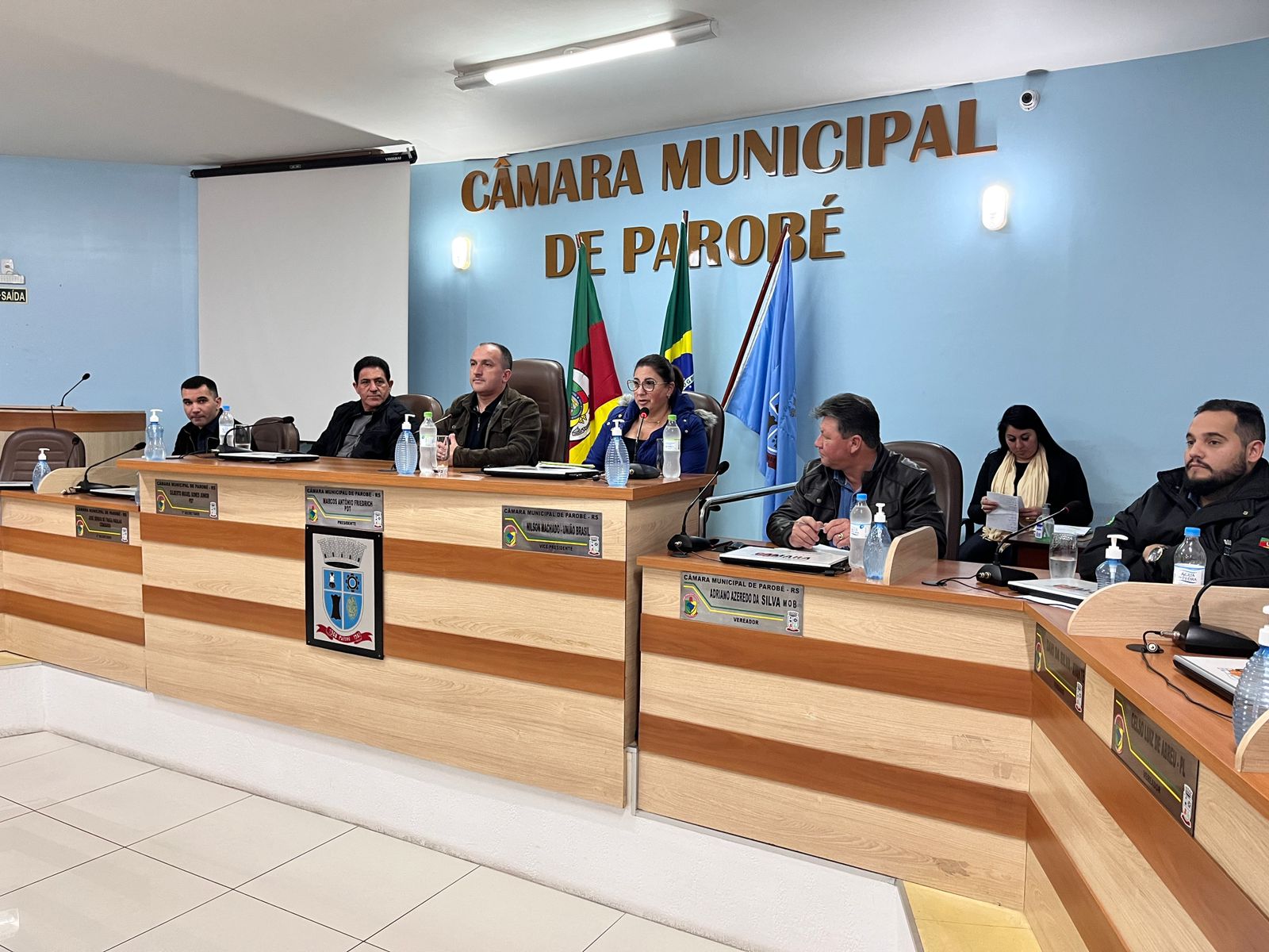 Horário de funcionamento das farmácias é tema de discussão na Câmara de Vereadores de Parobé