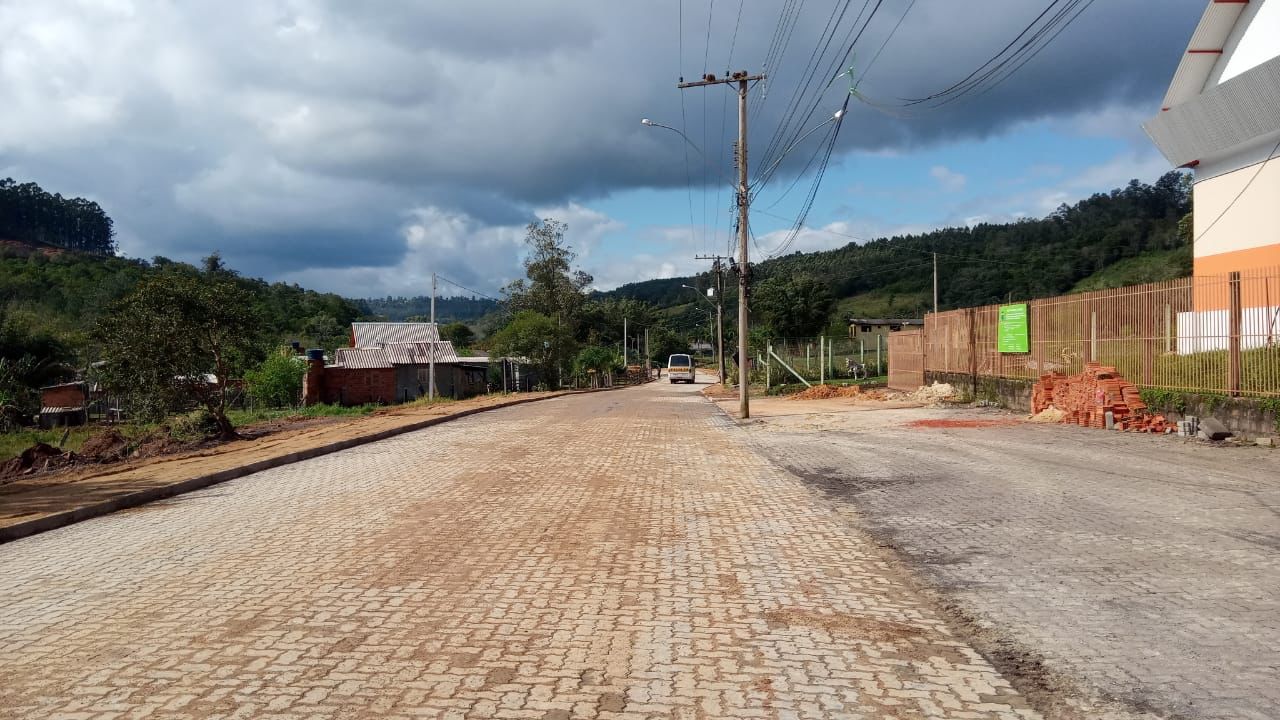 Trânsito na Estrada Geral de Pega Fogo é liberado em Taquara