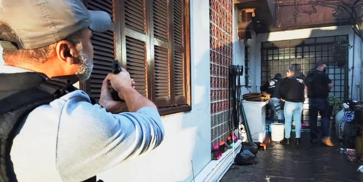 Polícia Civil cumpre mandados em Parobé durante operação contra quadrilha especializada em clonagem de veículos