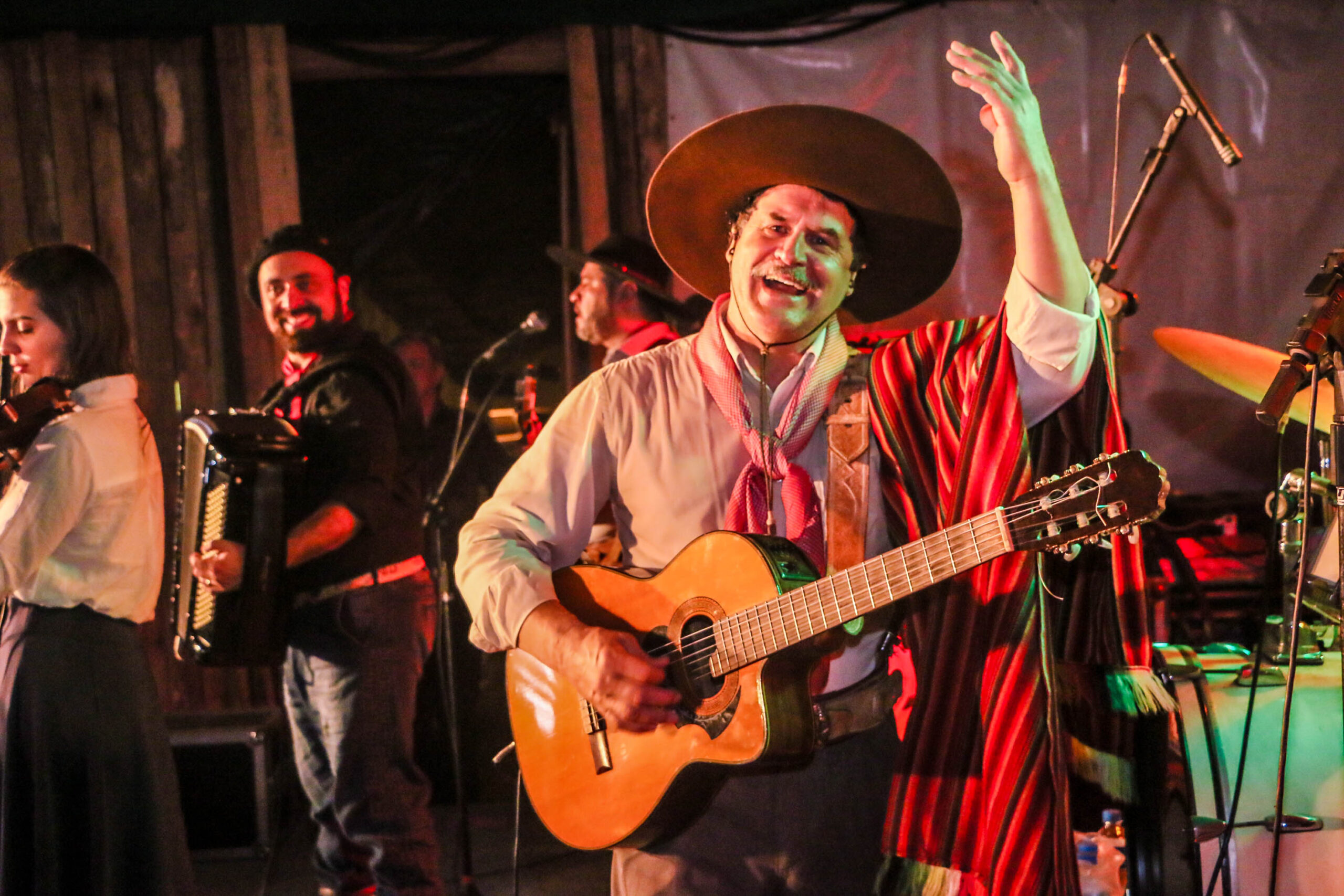 Rádio Taquara fará transmissões diretamente do 14º Festejos Farroupilhas do Paranhana