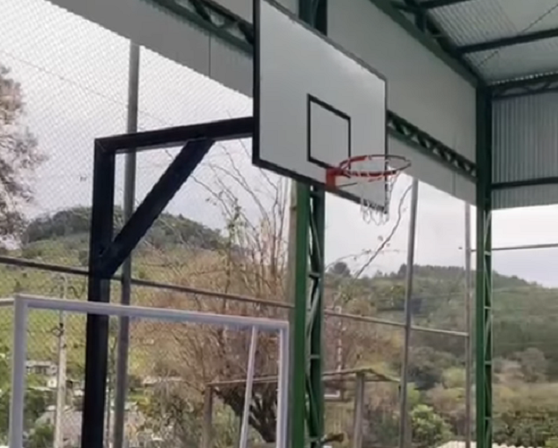 Igrejinha prepara inauguração de nova quadra poliesportiva na EMEF Lajeadinho