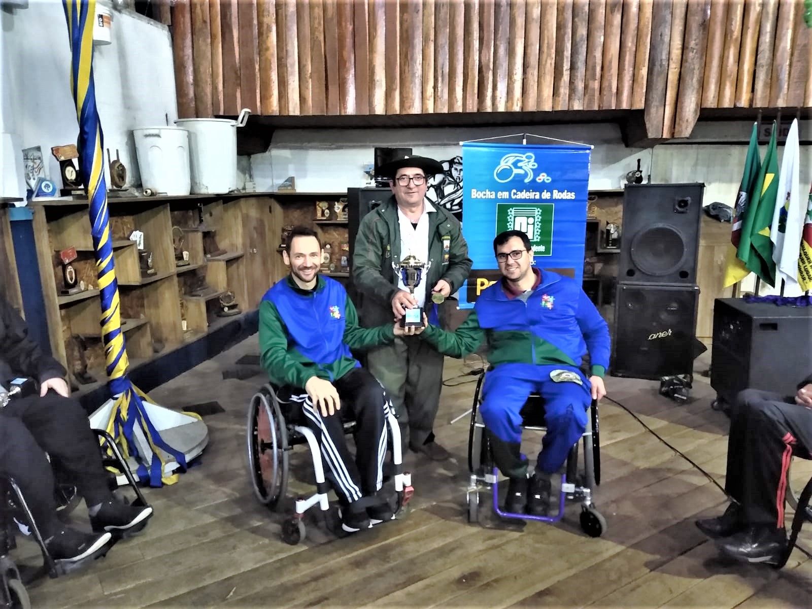 Equipe de bocha em cadeira de rodas de Parobé é campeã de torneio em Porto Alegre