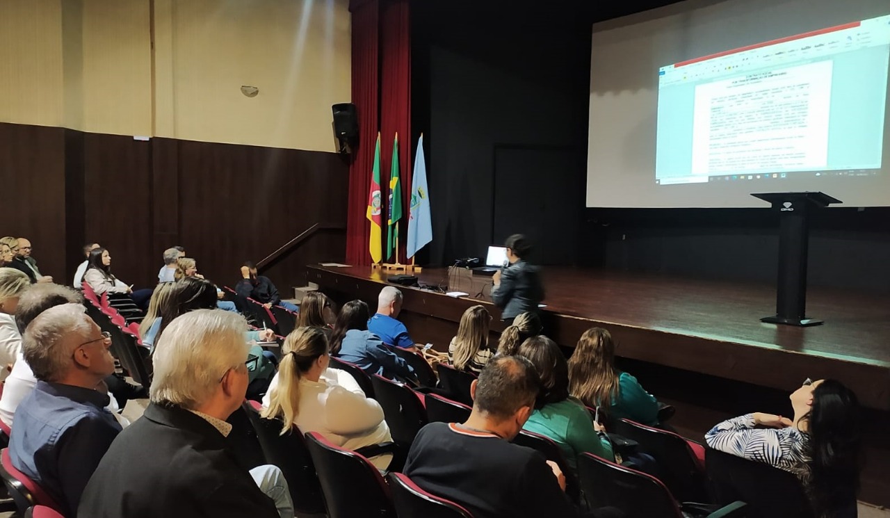 Sala do Empreendedor de Taquara realiza encontro com contadores