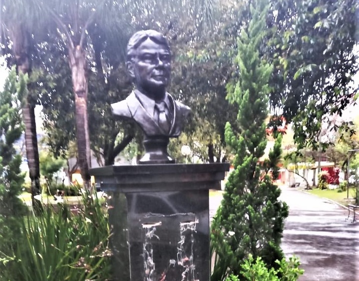 Busto em homenagem a Nestor de Paula sofre nova depredação em Parobé