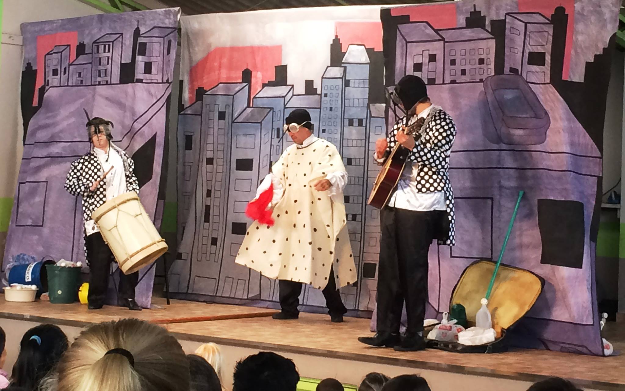 Igrejinha apresenta a peça teatral Os Três Mosquiteiros na Semana Interamericana da Água