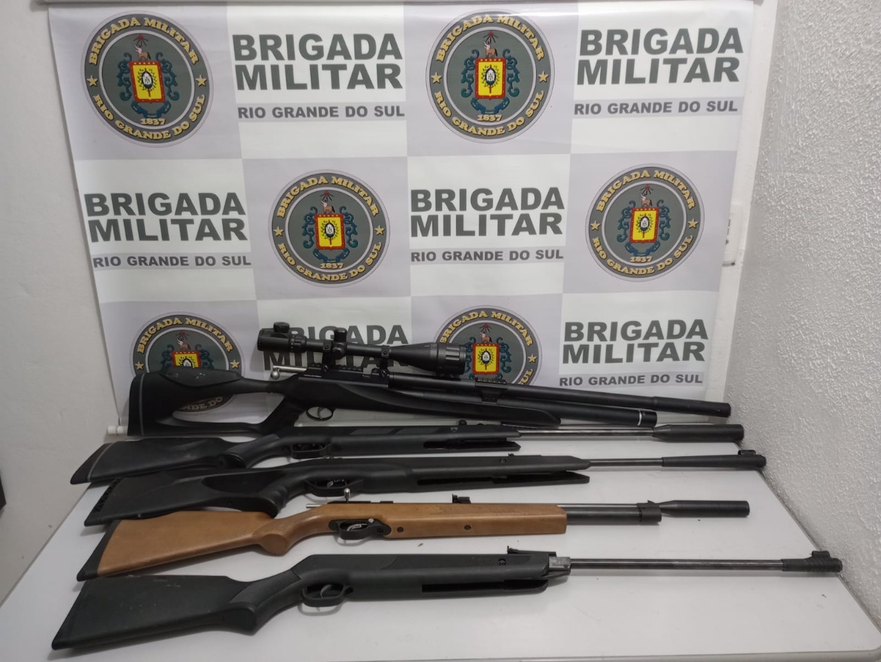 Cinco espingardas furtadas são recuperadas pela Brigada Militar de Três Coroas