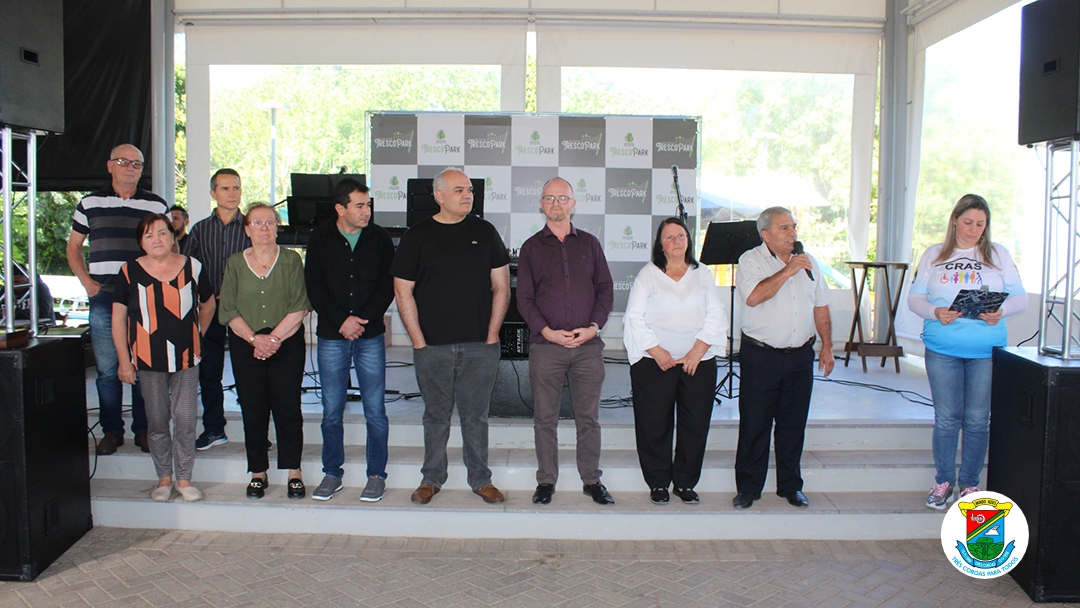 Três Coroas promove encontro de grupos de terceira idade em alusão ao Dia Mundial da Pessoa Idosa