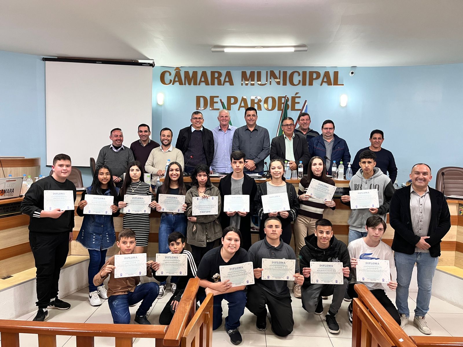 Câmara realiza sessão com vereadores mirins eleitos nas escolas de Parobé