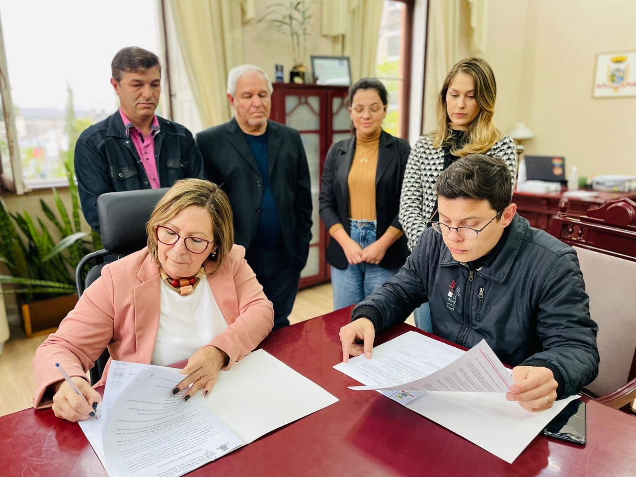 Associação de Taquara adota a Praça da Bica, no bairro Empresa