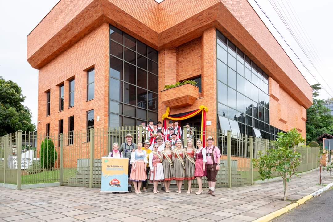 Parceria com sindicato leva a Oktoberfest de Igrejinha para dentro das indústrias calçadistas