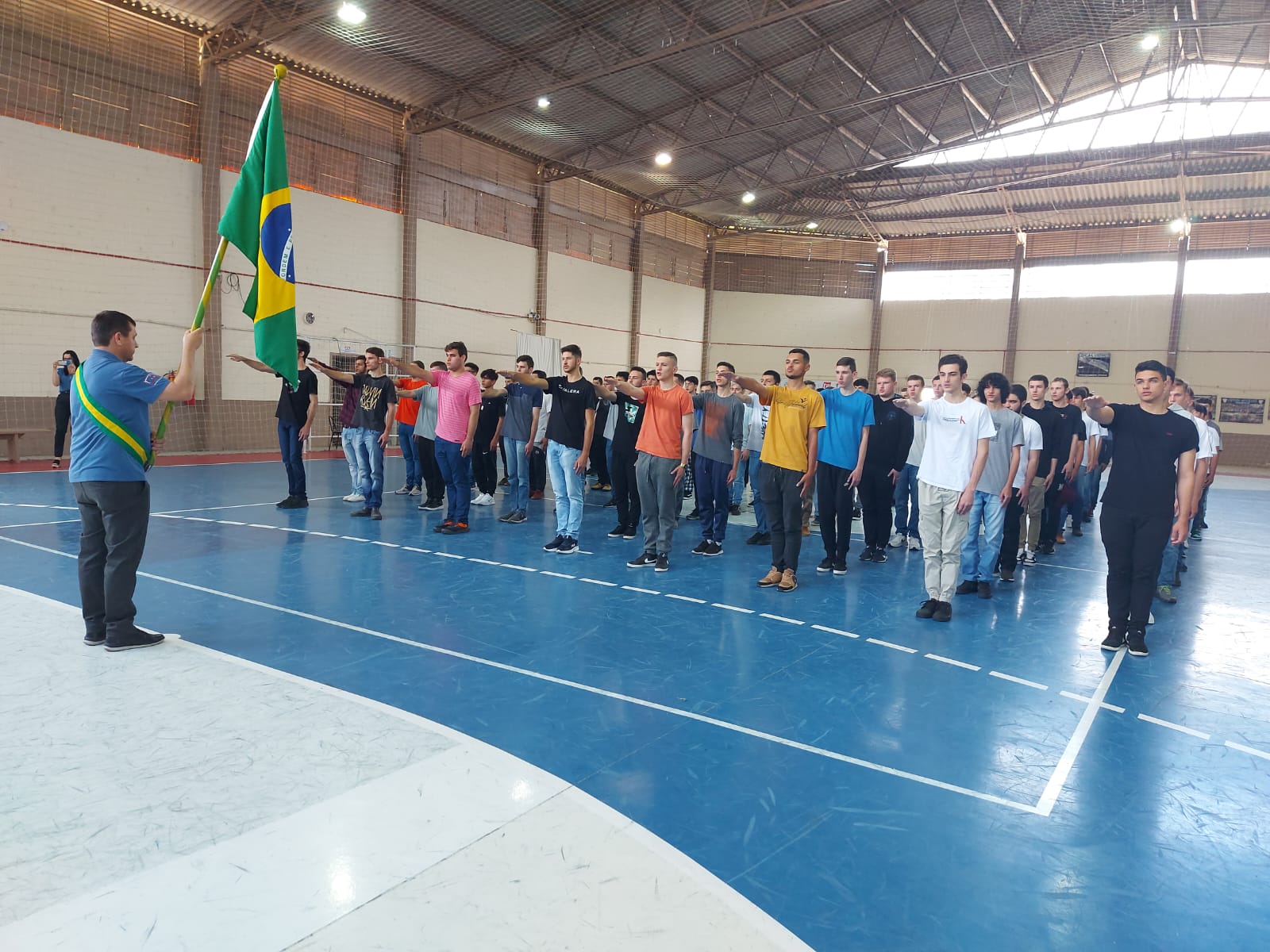 Junta de Serviço Militar de Rolante realiza cerimônia de juramento à bandeira