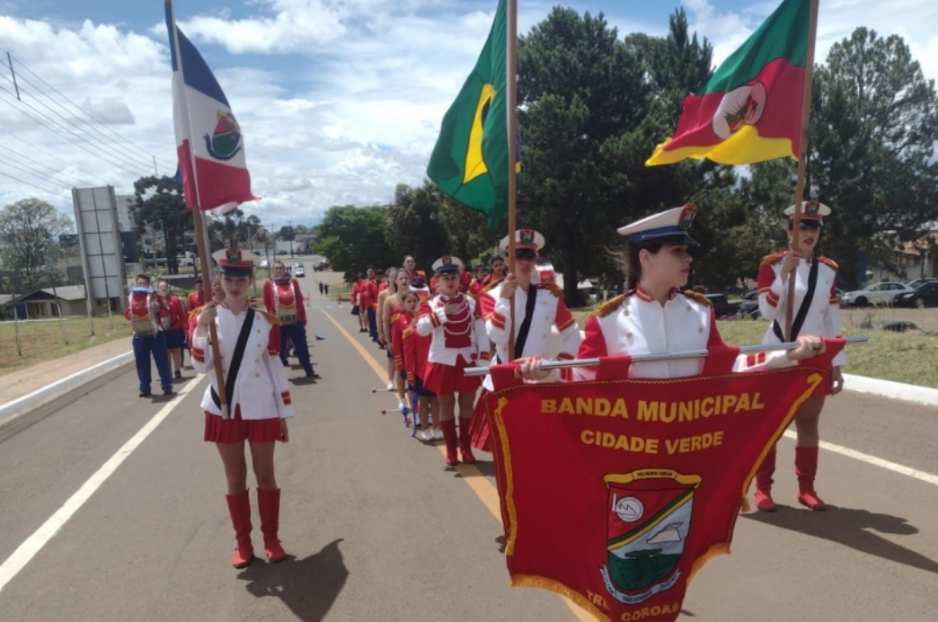 Banda Marcial de Três Coroas participa da Copa de Bandas Marciais em Vacaria