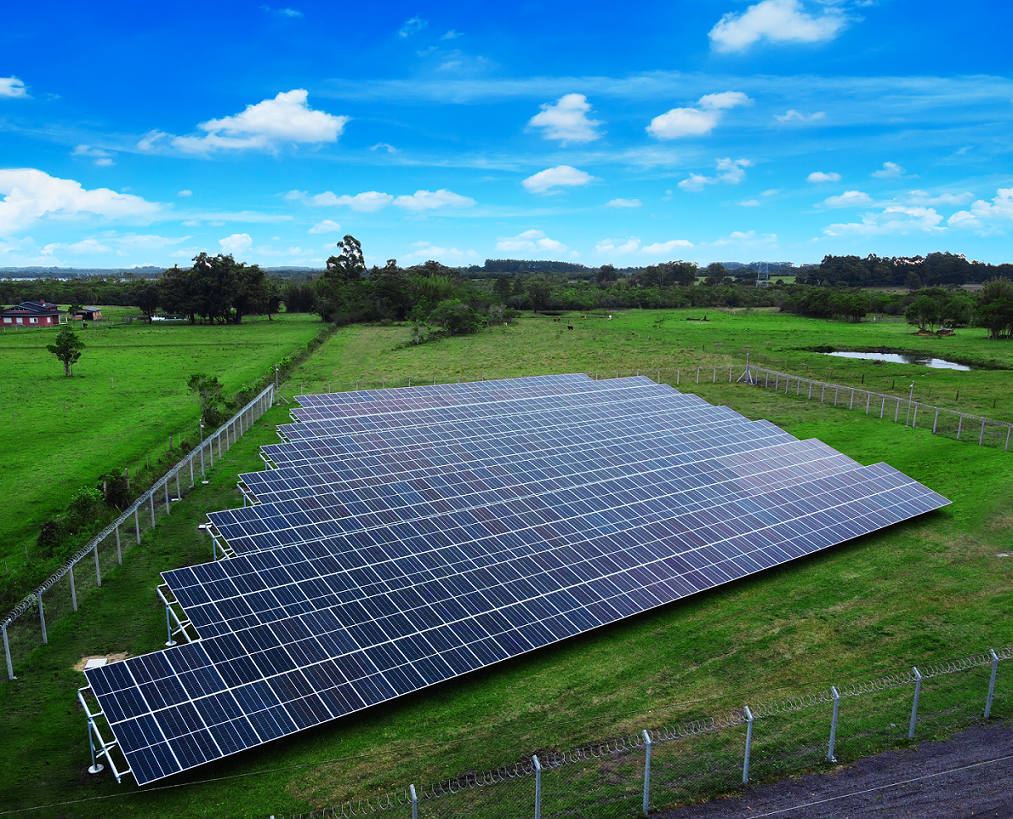 Sicredi Caminho das Águas inaugura usina solar para suprir demanda energética das agências no Litoral